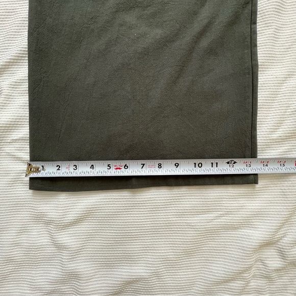 Green Wide Leg Pants with Elastic Waistband - Picture 8 of 8